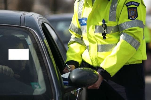 Un șofer buzoian a depășit 120 km/h pe drumurile județene, poliția a aplicat sancțiuni