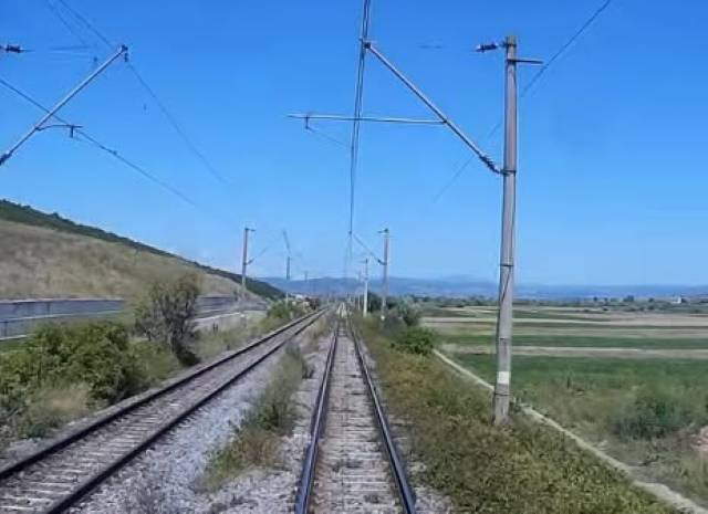 Noi tronsoane modernizate ale căii ferate Brașov – Sighișoara se deschid începând cu 26 august 2026