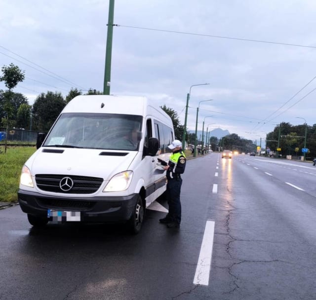 Controale rutieră în județul Brașov: 11 permise de conducere reținute