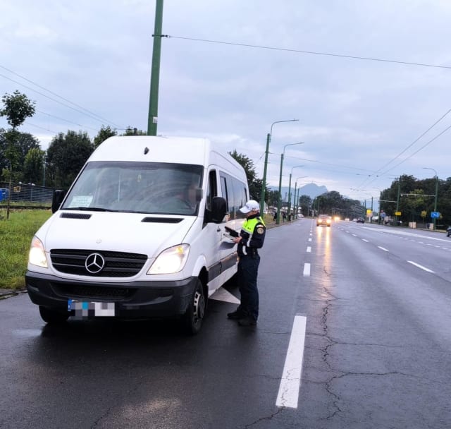 Poliția Brașov a aplicat 70 de amenzi și a reținut 11 permise în controlul transporturilor
