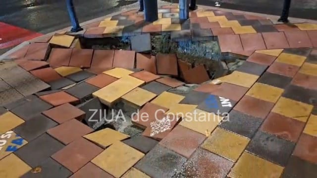 +VIDEO: Trotuar surpat la intersecția ICIL din Constanța pe fondul vremii instabile
