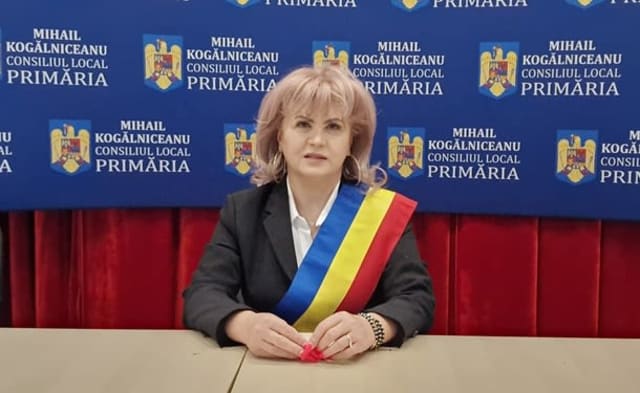 Ancuța Belu, primarul comunei Mihail Kogălniceanu, își sărbătorește ziua de naștere
