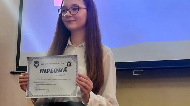 Denisa-Georgiana Banu obține aur la Olimpiada Internațională de Științele Pământului la Torino