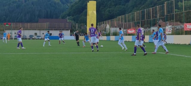 Start în noul sezon de Liga 3 | ARO Câmpulung a învins Olimpic Zărnești într-un meci nebun la Dragoslavele