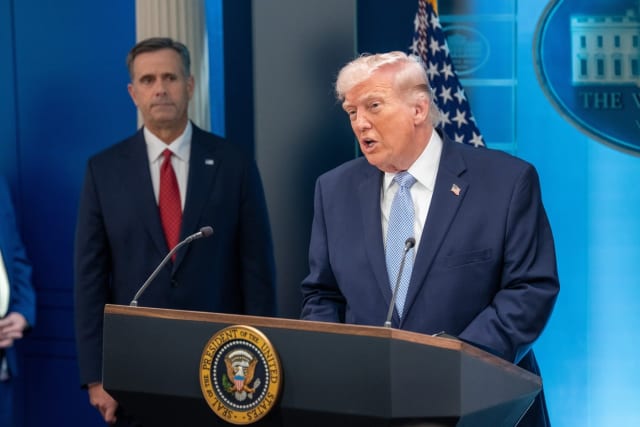 Directorul CIA propune summit Trump-Putin-Zelenski în timpul vizitei la Moscova
