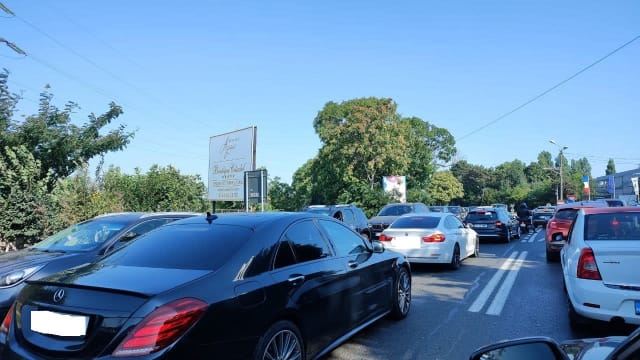 Trei autoturisme s-au ciocnit pe DN 39, aproape de Agigea, care a blocat traficul