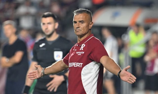 Daniel Pancu nu poate să dea afară patru jucători de la Rapid: refuză să plece în ultimele zile de transferuri