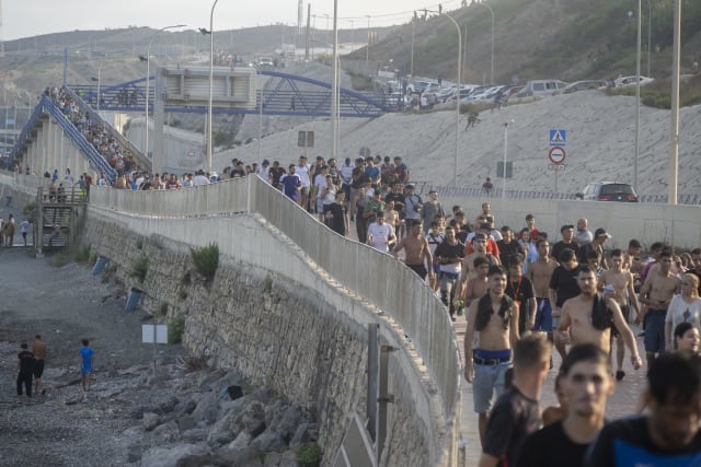 Premierul Spaniei acuză Rusia și Israelul de răspândire a dezinformărilor despre criza din Ceuta