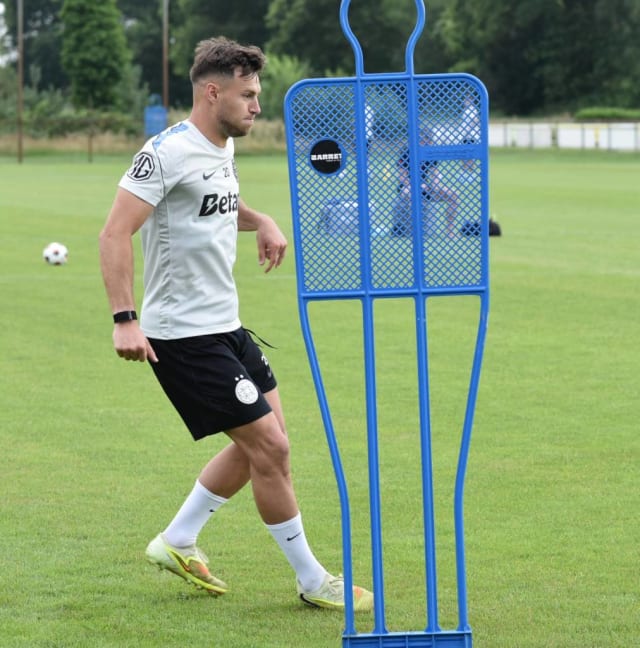 Dennis Politic ratează derby-ul cu Dinamo din cauza unei accidentări grave