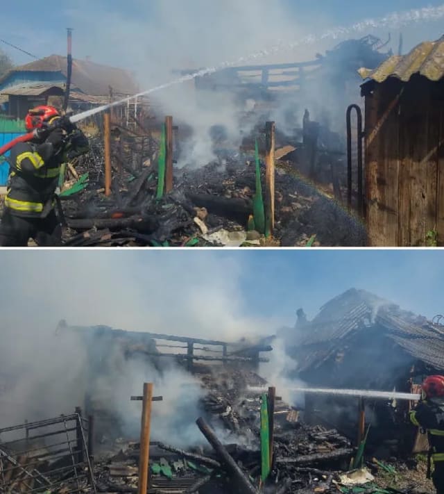 ULTIMA ORĂ: Incendiu devastator în Bacău: casă și anexă distruse, o persoană a făcut atac de panică