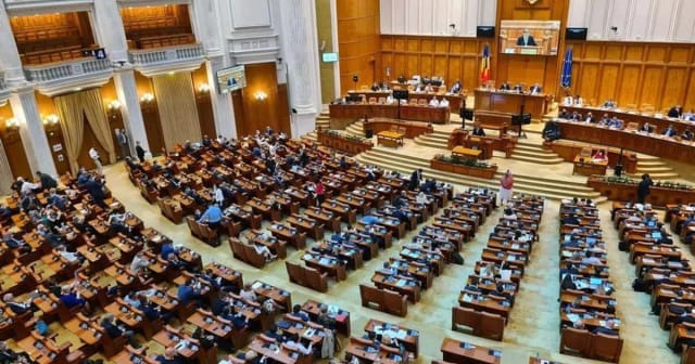 sediul Parlamentului României, sedii legislative, activitate parlamentară