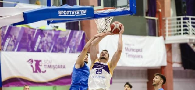 Noi teste pentru baschetbaliști. Dueluri cu echipe din România și Ungaria la Cupa Timișoara