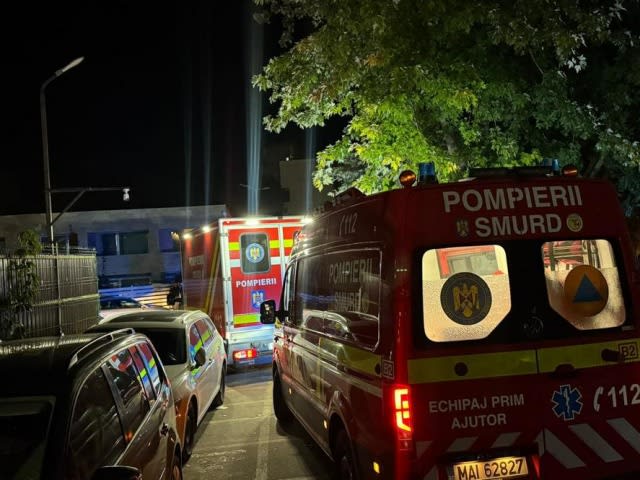 Alertă într-un hotel din Saturn: 58 de persoane au acuzat stări de rău, șase au fost transportate la spital