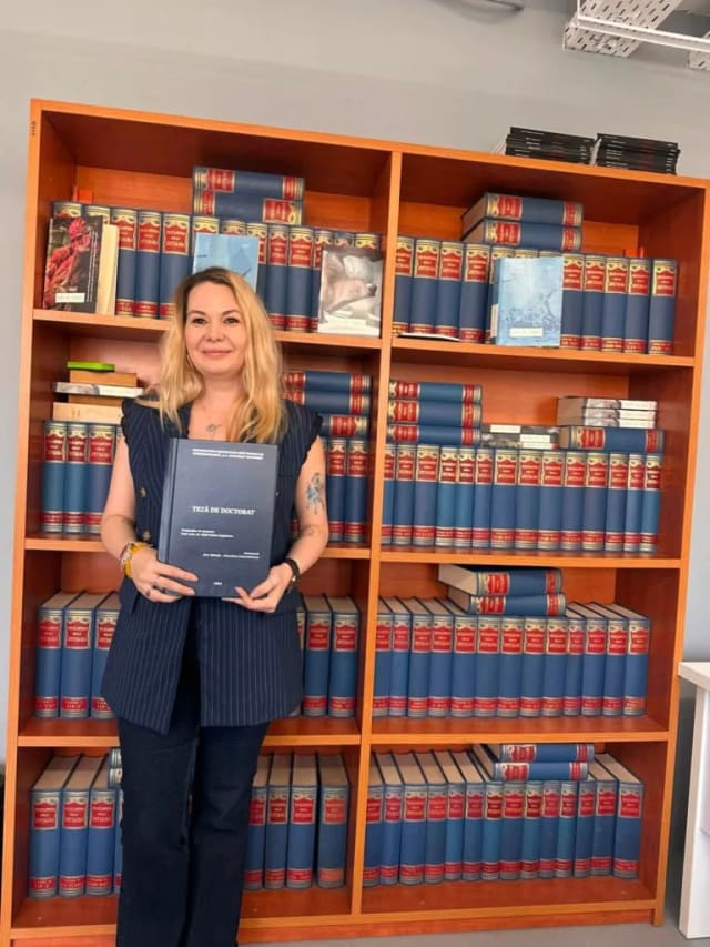Mihaela Constantinescu își susține teza de doctorat în cinematografie