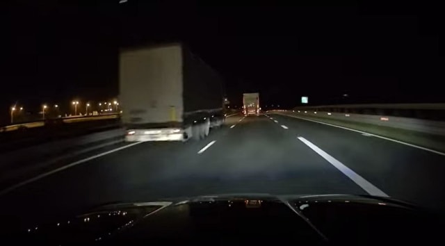 Un bărbat din Sălaj a fost arestat după ce a condus o autoutilitară furată pe autostradă cu numere false