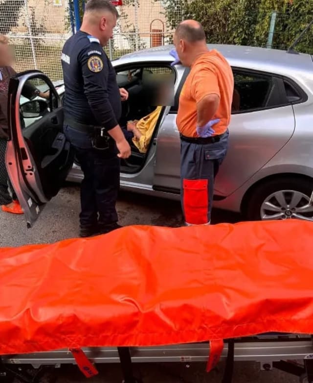 Un bărbat căzut lângă mașină în Onești, salvat de jandarmi și ambulanță