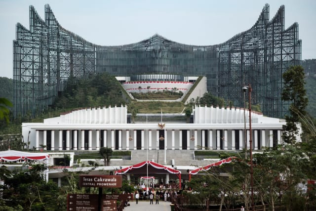 Incendiile de vegetație din Indonezia afectează noua capitală în construcție