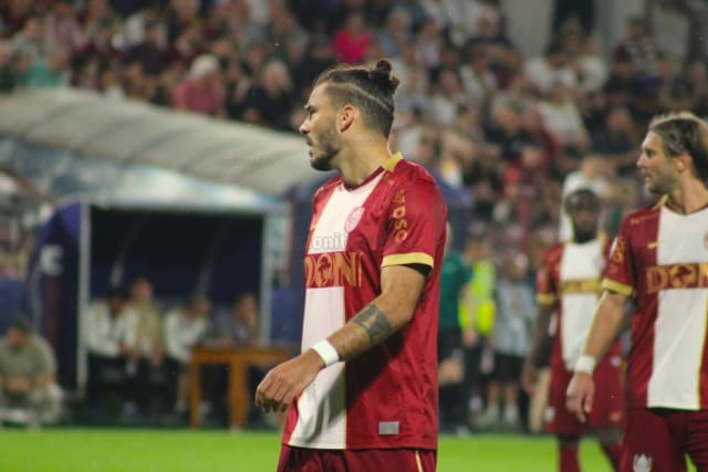 Transferul lui Karlo Muhar la FCSB, blocat de FIFA, așteaptă clarificări
