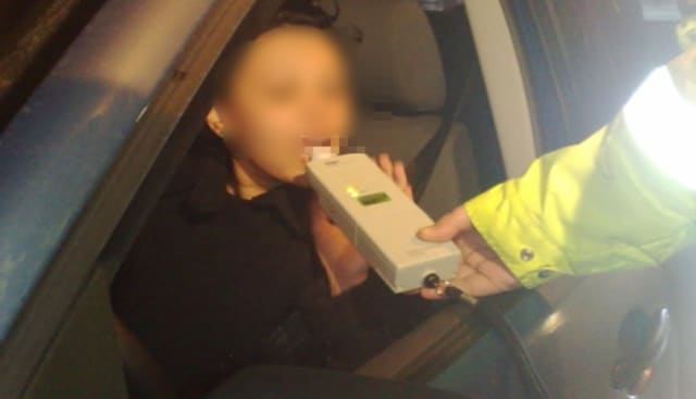 Femeie de 34 de ani din Cluj-Napoca, reținută după ce a condus băută pe străzi