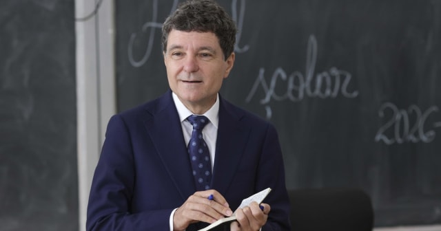 Nicușor Dan, la deschiderea anului școlar în Curcani: Valorizarea cunoașterii, o prioritate