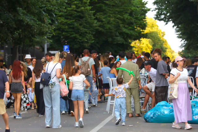 CONSTANȚA: Bulevardul Tomis devine pietonal sâmbătă, 12 septembrie