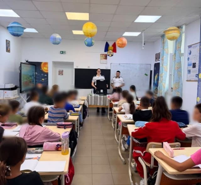 Poliția Română continuă acțiunile pentru siguranța școlară în Constanța