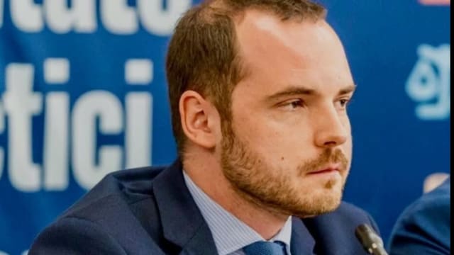 Rogobete cere Guvernului să aloce fonduri din rezervă pentru spitale în criză