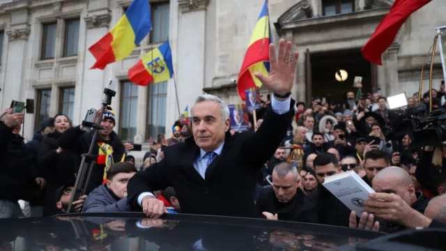 Toate dosarele penale ale lui Călin Georgescu, de la propaganda legionară la înșelăciune