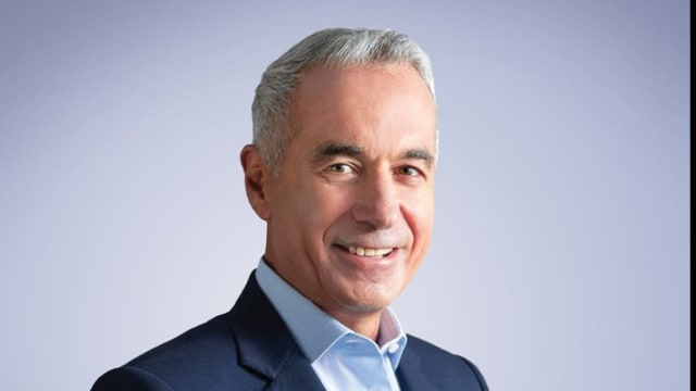Călin Georgescu, scos în cătușe din sediul DIICOT în dosar de înșelăciune