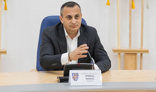 Marius Oprescu la ședința Consiliului Județean Olt