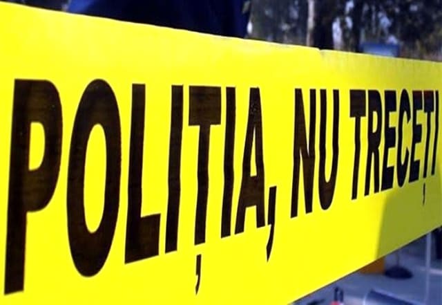 Pescarii au descoperit o valiză cu cadavrul unei tinere în râul Olt