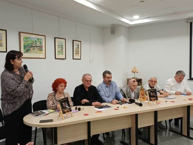 Lansare de carte la Biblioteca Județeană Călărași cu public numeros
