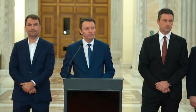 Siegfried Mureșan în discurs, imagine oficială
