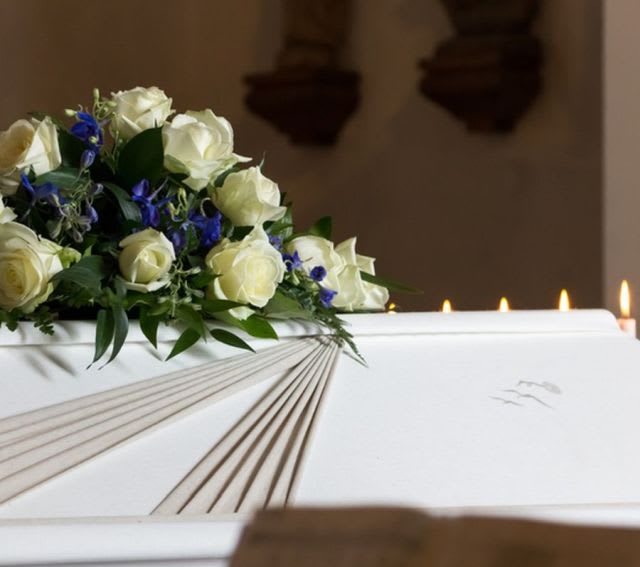 Servicii funerare non-stop în Brașov: ce trebuie să știi când suni noaptea