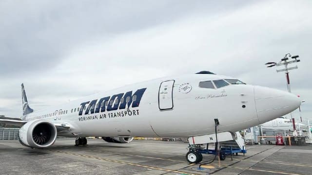 Aeronava „Ivan Patzaichin” intră oficial în flota TAROM cu zborul București - Chișinău