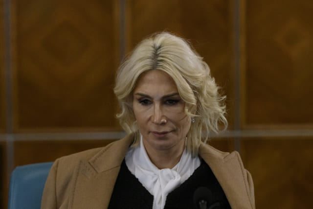 Raluca Turcan la ieșirea din comisie parlamentară