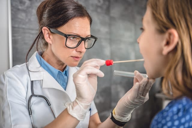 85 de cazuri de hepatită virală A, raportate în județul Brașov de la începutul anului școlar