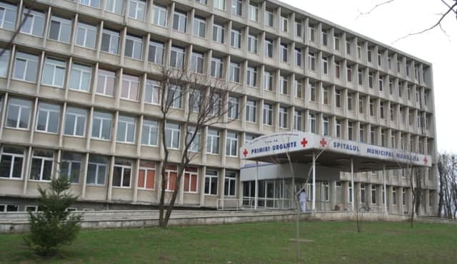 Spitalul Municipal Mangalia organizează concurs pentru posturi de îngrijitoare și brancardier în octombrie 2026