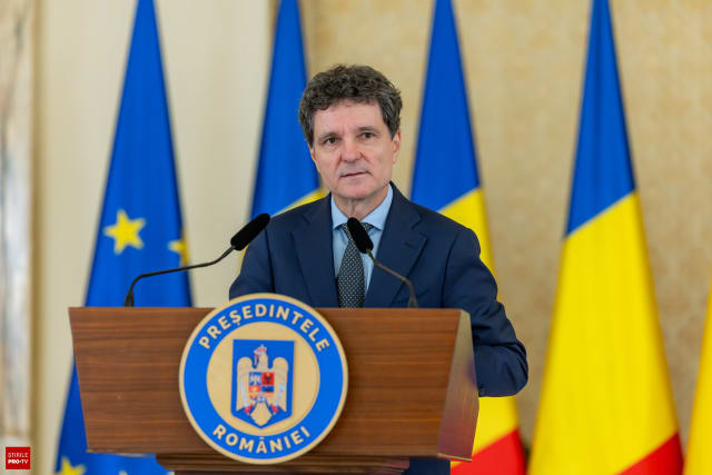 Palatul Cotroceni în timpul consultărilor politice