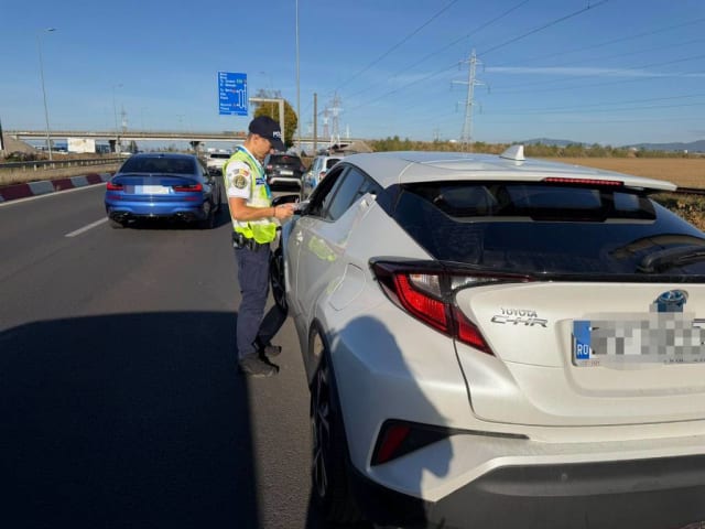 Peste 250 de amenzi și 8 permise reținute în urma unei razii în Brașov