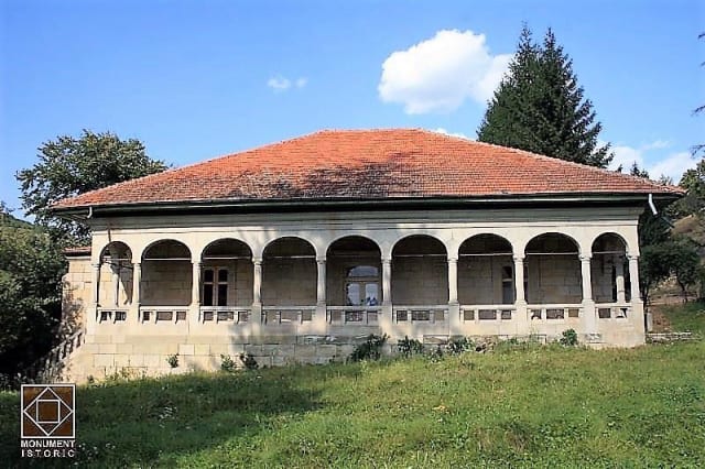 Gura Teghii: Proiectul de reabilitare a conacului Maican avansează cu fonduri din Ministerul Dezvoltării