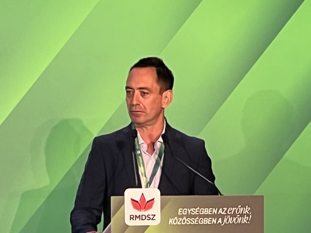 Luca Niculescu și Csoma Botond în discuție politică