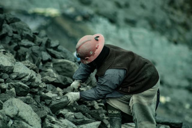 Cercetări geologice în România
