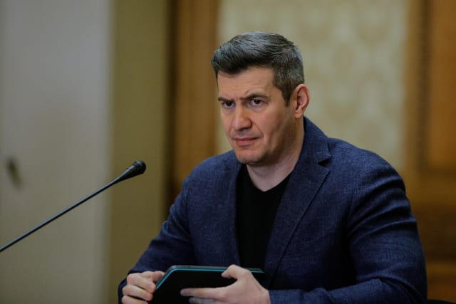 Dragoș Pătraru la TVR