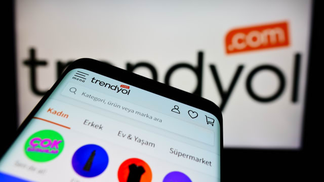 Trendyol produse, parfumuri și pantofi sport