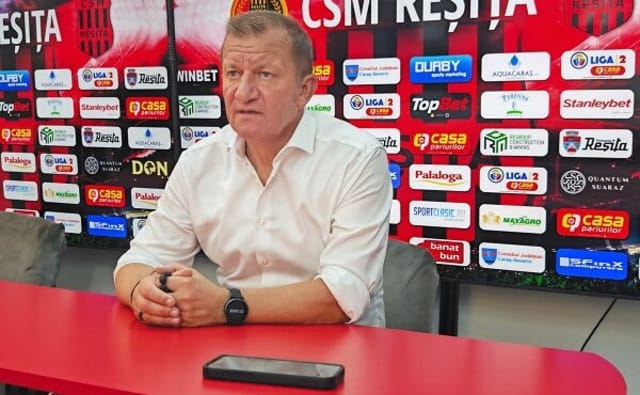 Dorinel Munteanu la meciul CSM Reșița - CSM Slatina