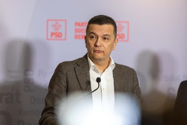 Sorin Grindeanu la o conferință de presă