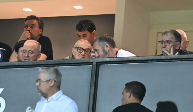 Mihai Stoica și Laurențiu Reghecampf la FCSB