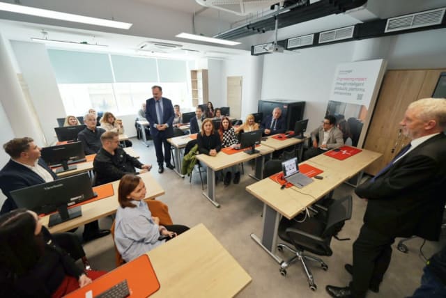 Laborator de inteligență artificială la UTCN