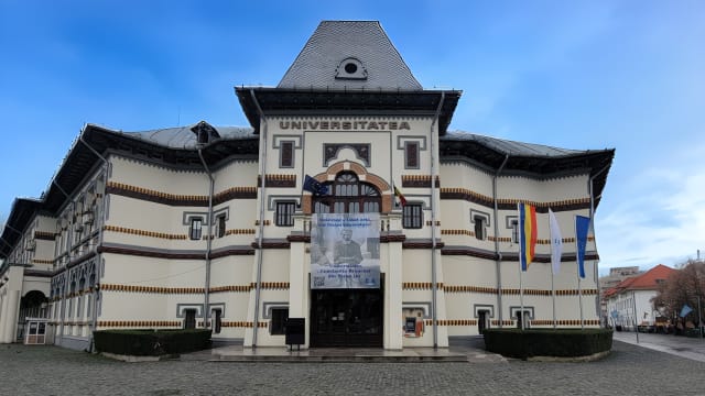 Studenți străini la o întâlnire cu polițiștii